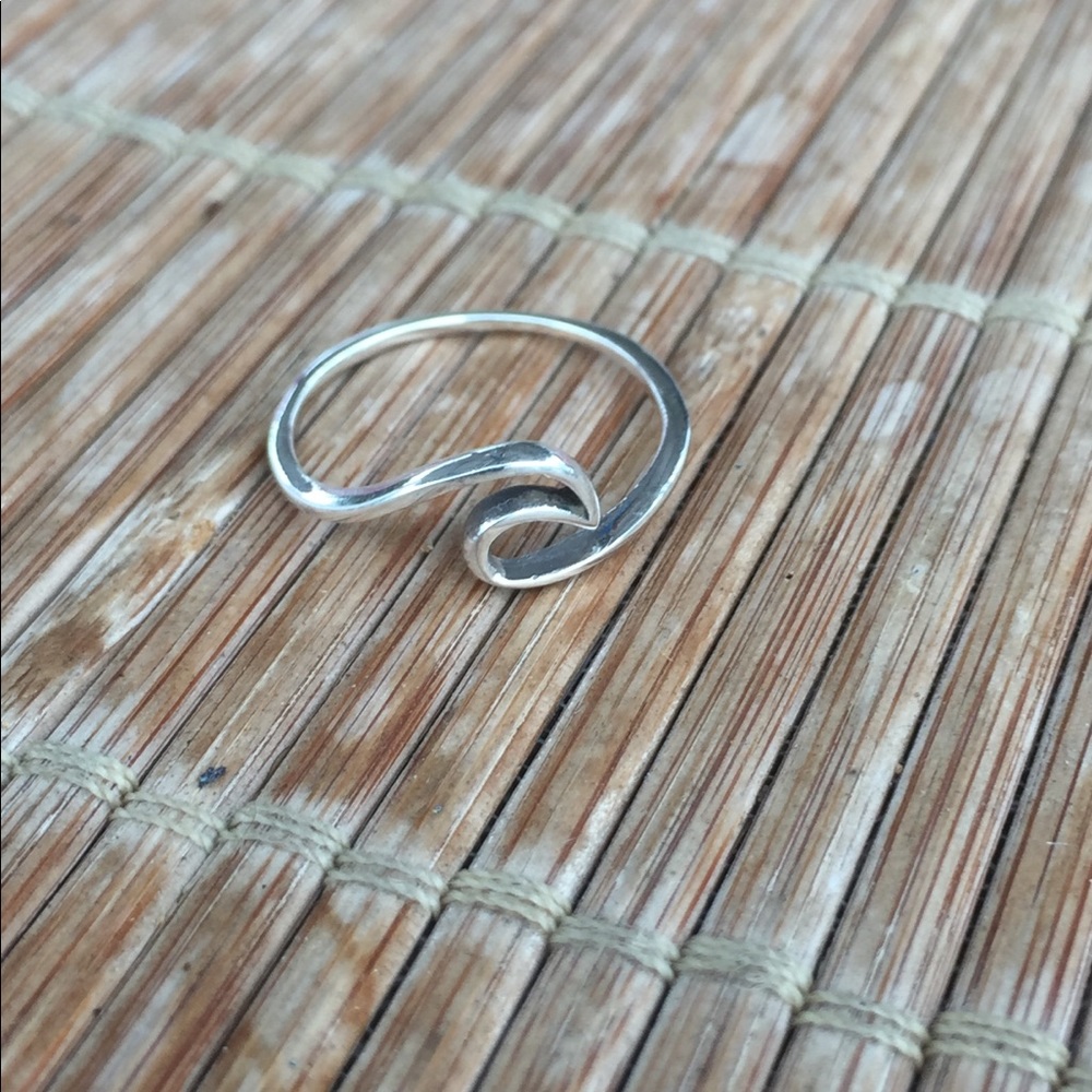 SOLD! Wave Thumb Stacking Ring 925 Sterling Silver - Picture 2 of 4